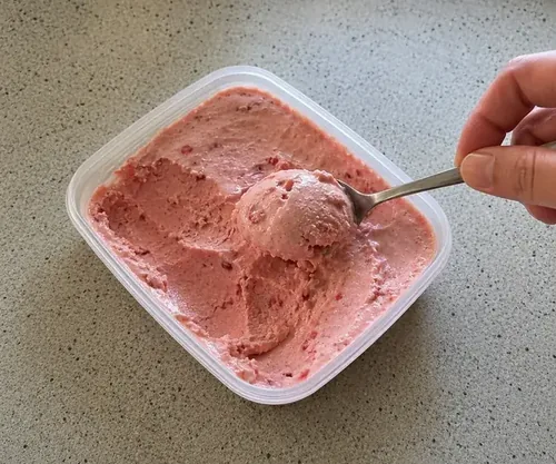 Helado de fresa natural